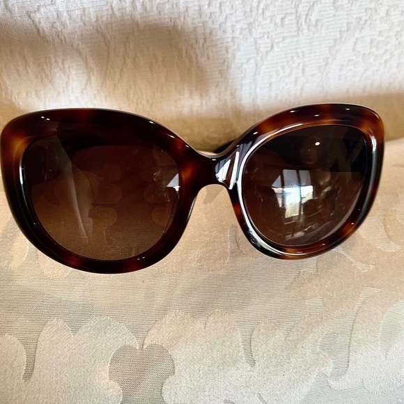 SALVATORE FERRAGAMO Tortoise Shell Sunglasses - Picture 9 of 15